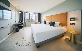 Maek Hotel Antwerp Central - Handwritten Collection